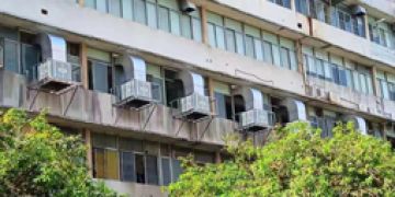 高溫悶熱的廠房車間降溫方案-節(jié)能環(huán)保空調